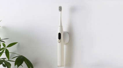 OCLEAN X — Electric Toothbrush With Touch Screen