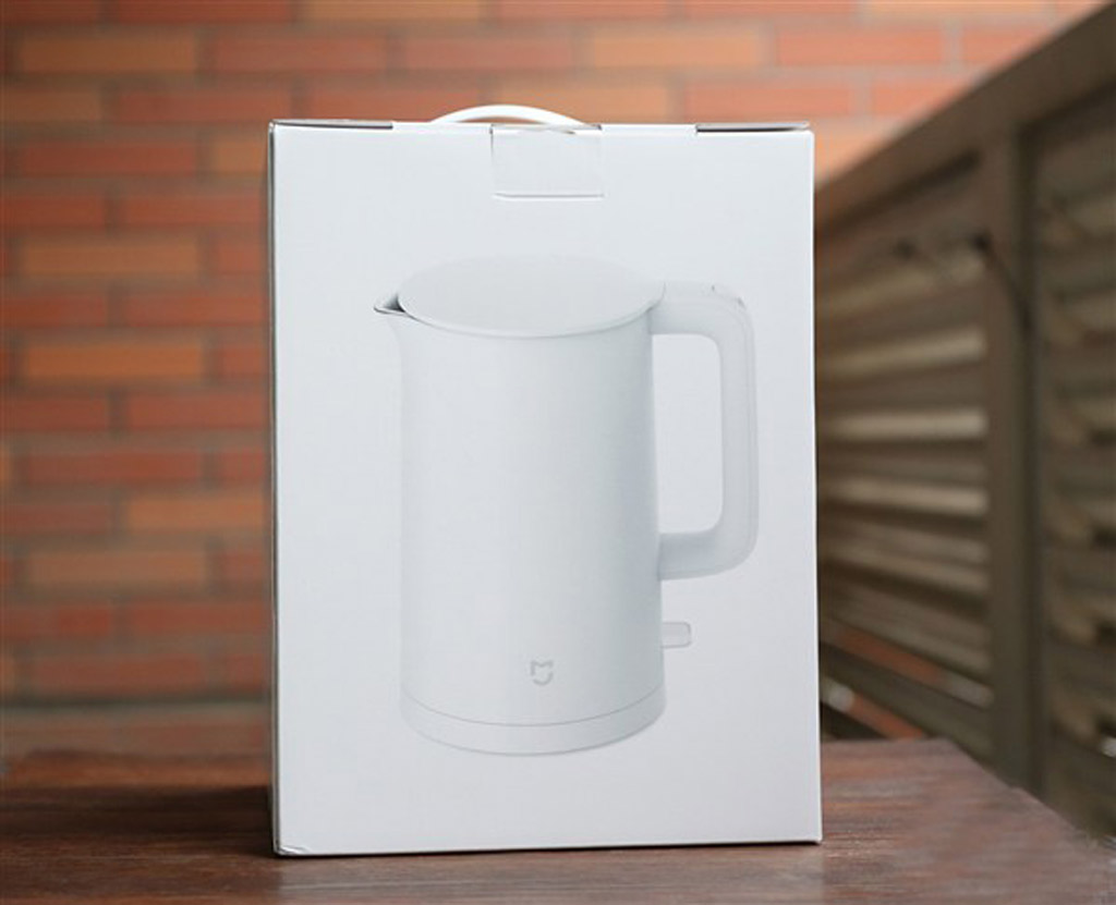  Mi Electric Kettle in a box